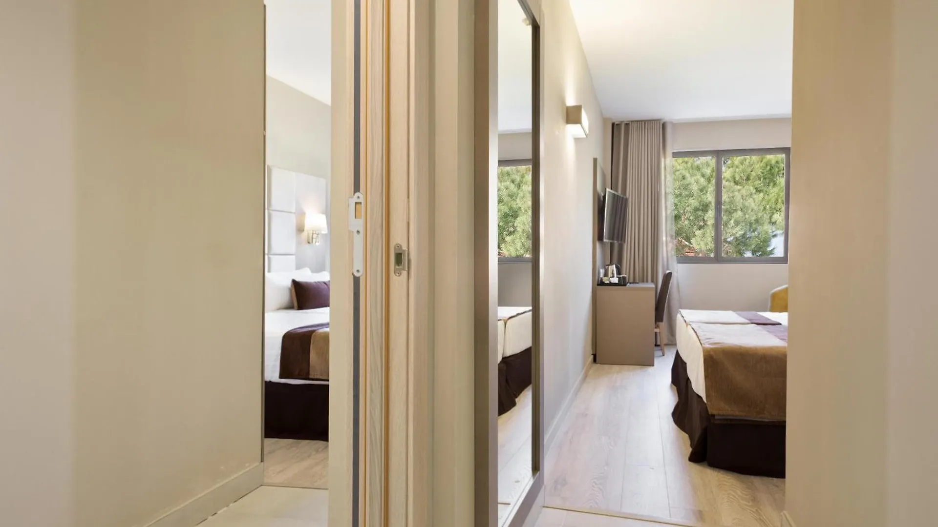 Hotel Best Front Maritim Barcellona 4*,  Spagna